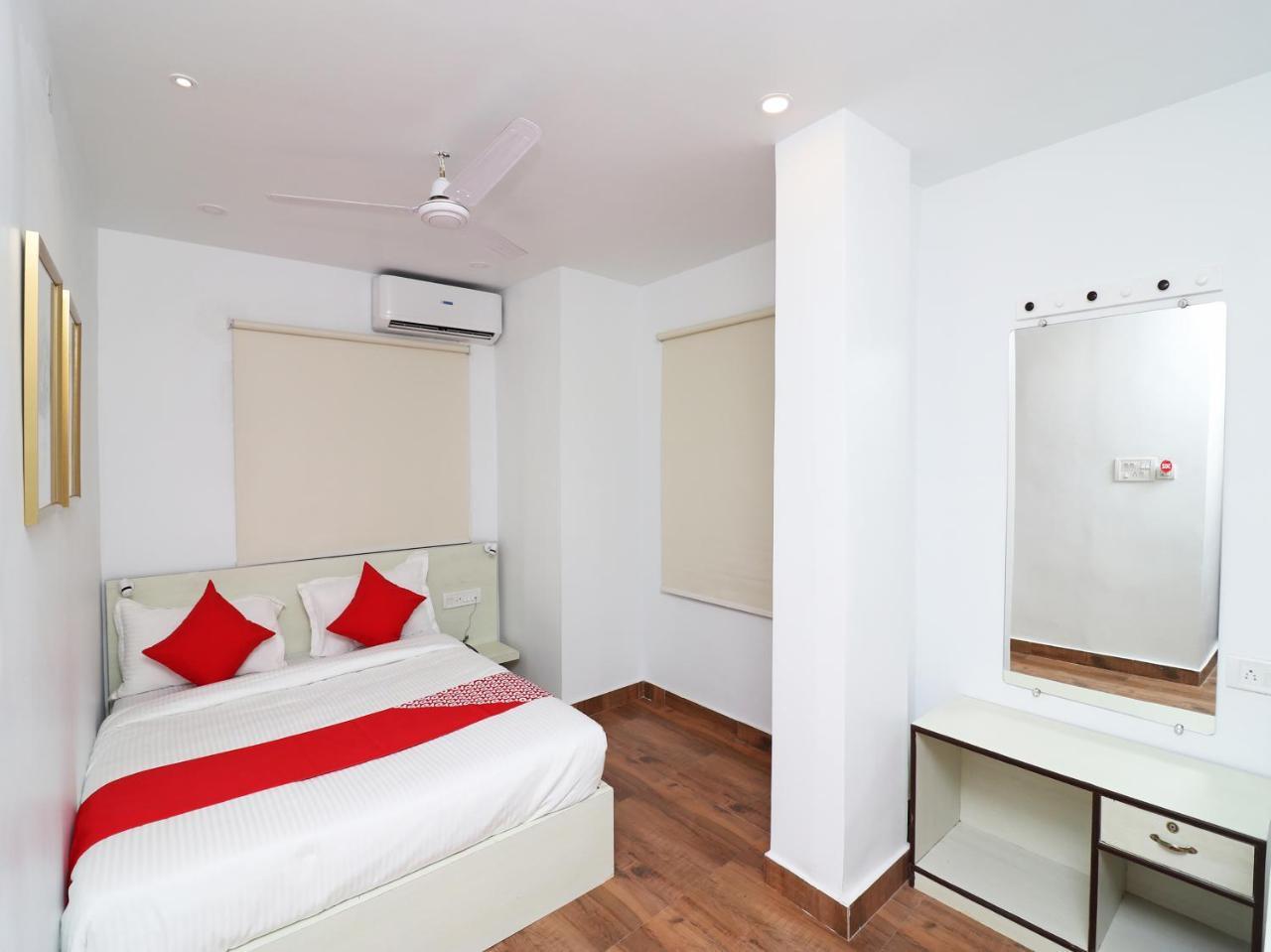 Oyo 15637 Transit Express Hotell Calcutta Exteriör bild